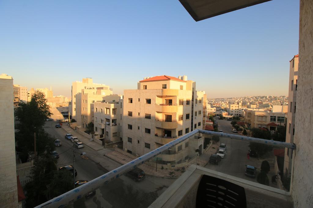 Aqarco Sanar Apartment Amman Eksteriør billede
